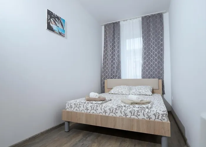 Nera De Lux アパート ベラ・ツルクバ