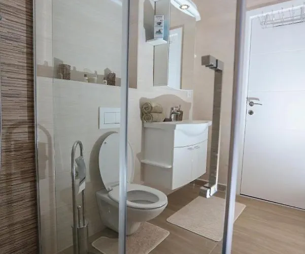 Nera De Lux アパート *