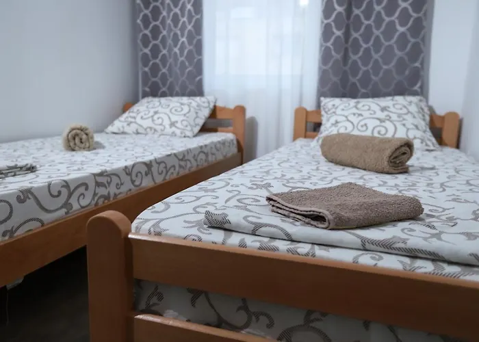 Nera De Lux * ベラ・ツルクバ